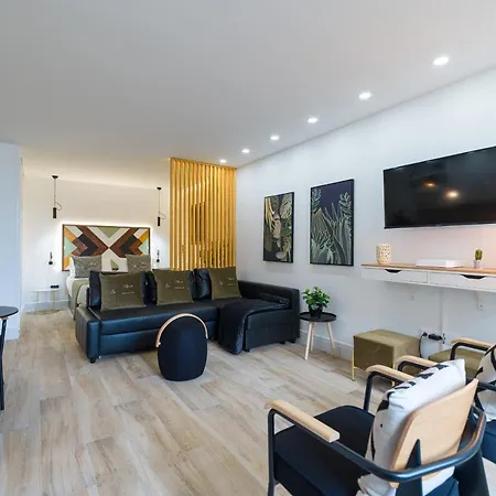 Apartment Agua De Las Canteras Beachfront Loft *