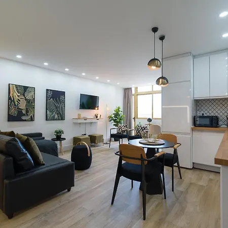 Agua De Las Canteras Beachfront Loft *