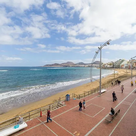 Agua De Las Canteras Beachfront Loft Apartment *