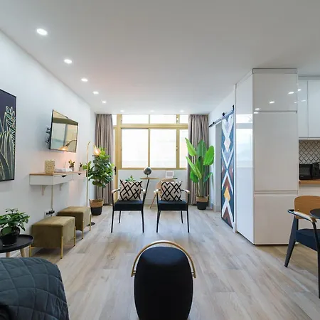 Agua De Las Canteras Beachfront Loft * Las Palmas de Gran Canaria